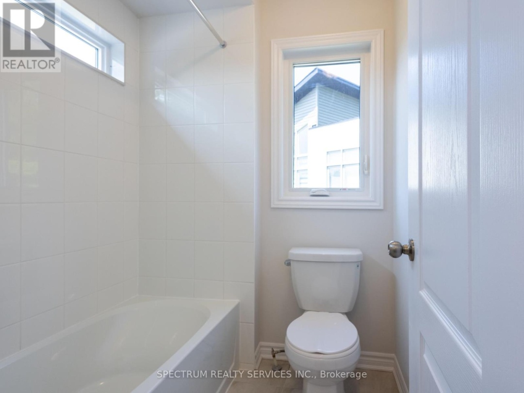131 Marina Village Drive W, Georgian Bay