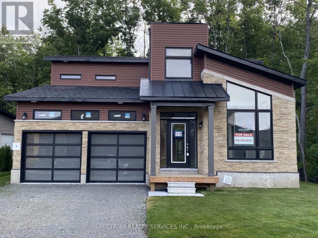 131 Marina Village Drive W, Georgian Bay
