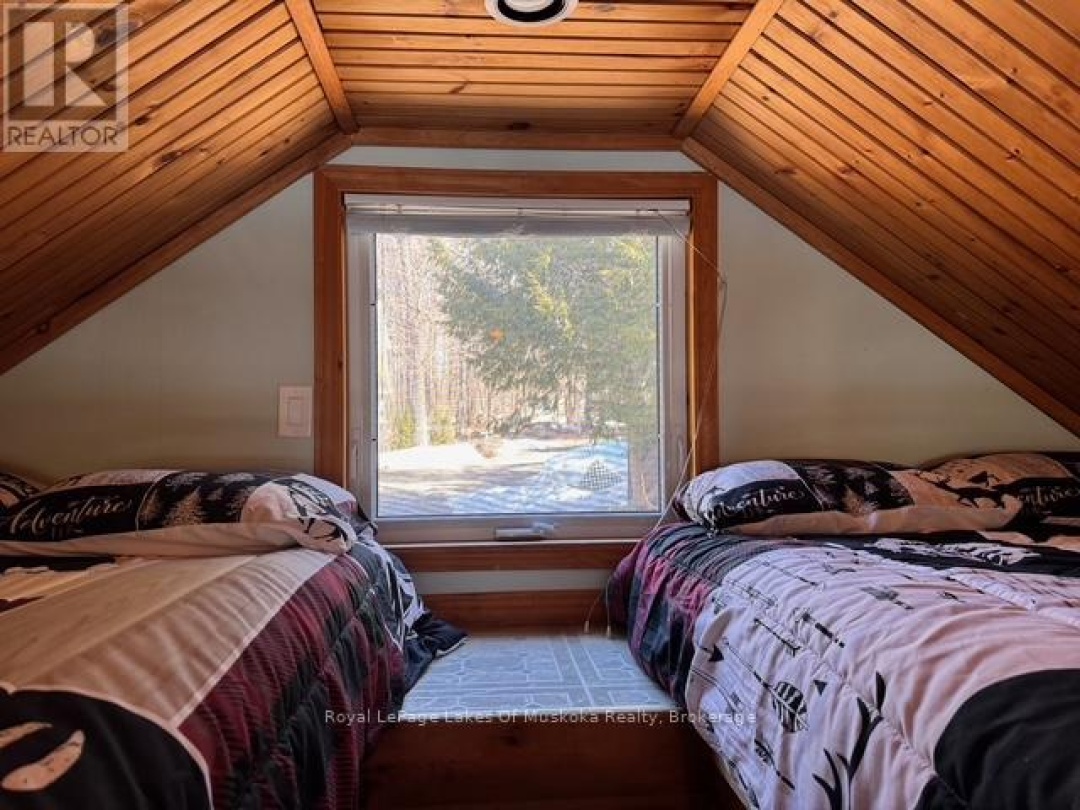 1019 Lakeshore Road N, Leech Lake