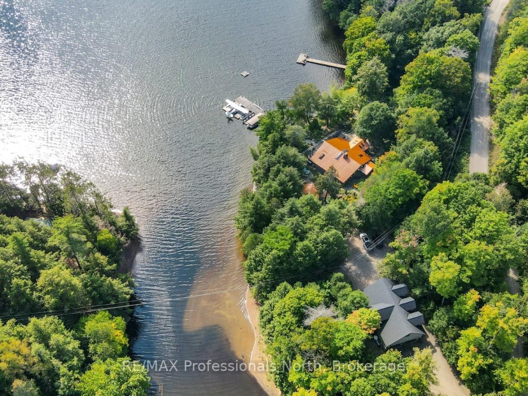 2718 WILKINSON ROAD, Kennisis Lake