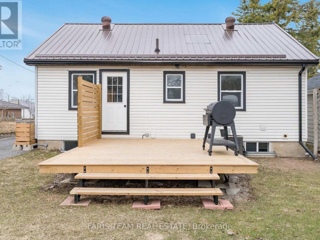 91 Bond Street, Orillia