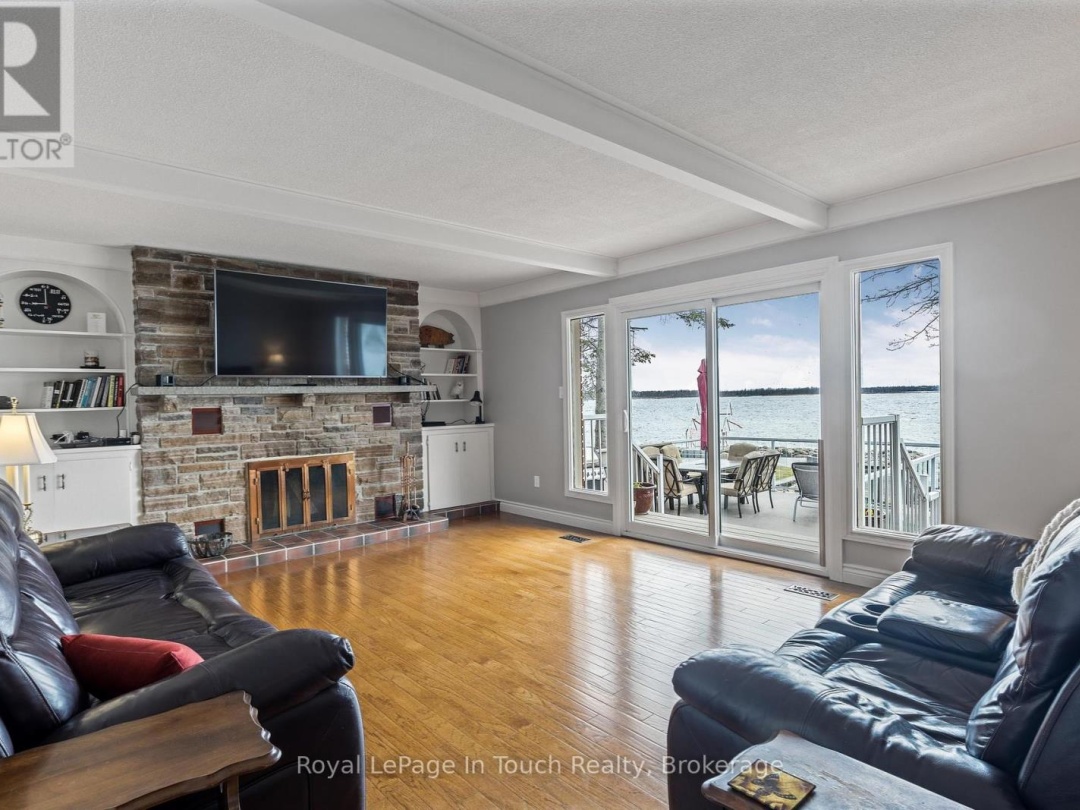278 Robins Point Road, Georgian Bay