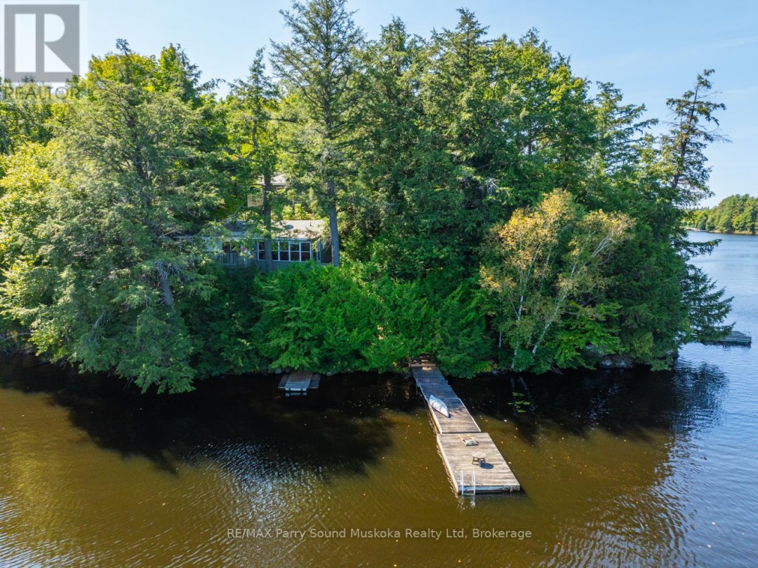 58 Deerfield Road, Manitouwabing Lake