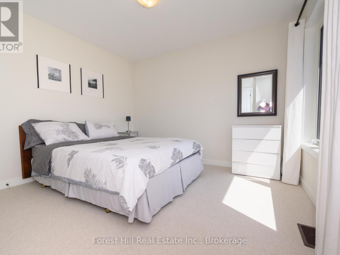 1002 Napier Court, Boyne Lake