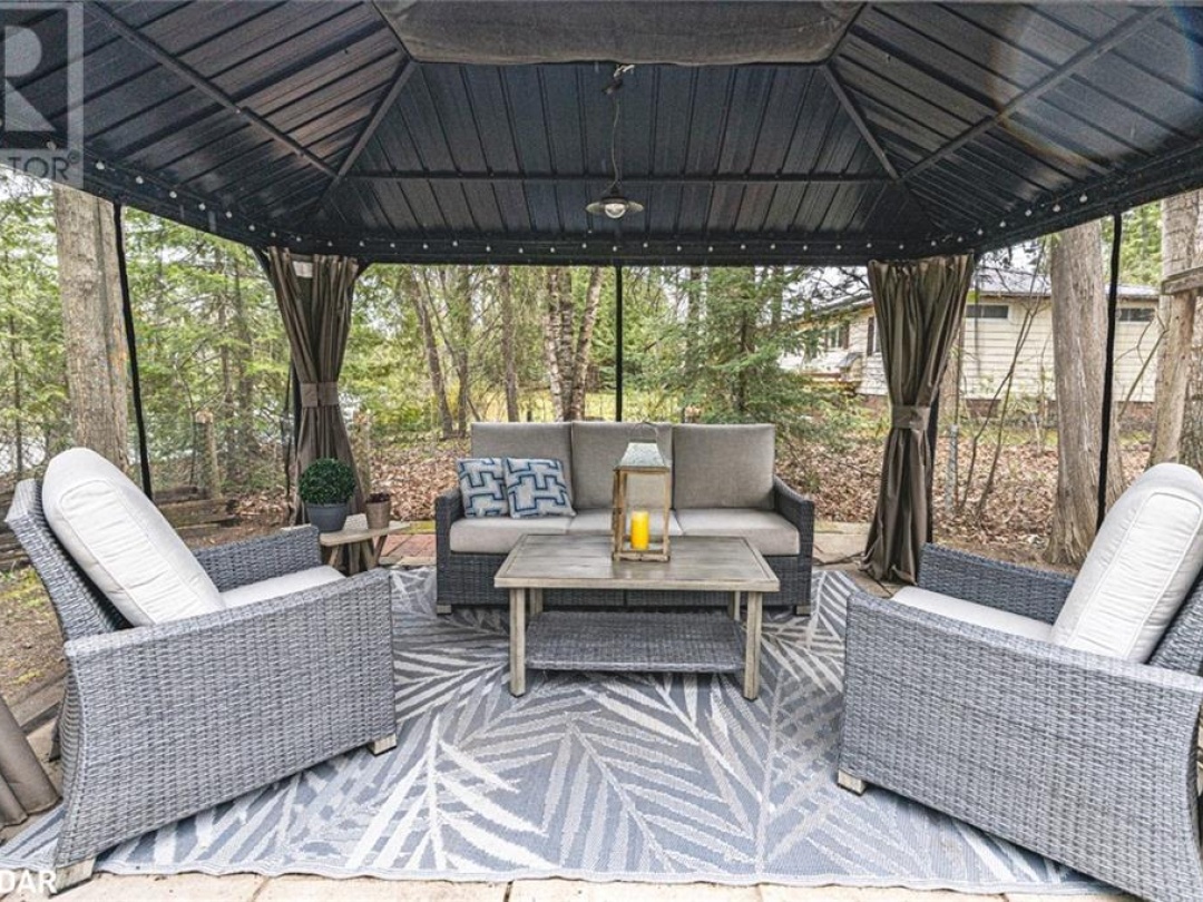 15 Duncan Dr, Trent-severn River