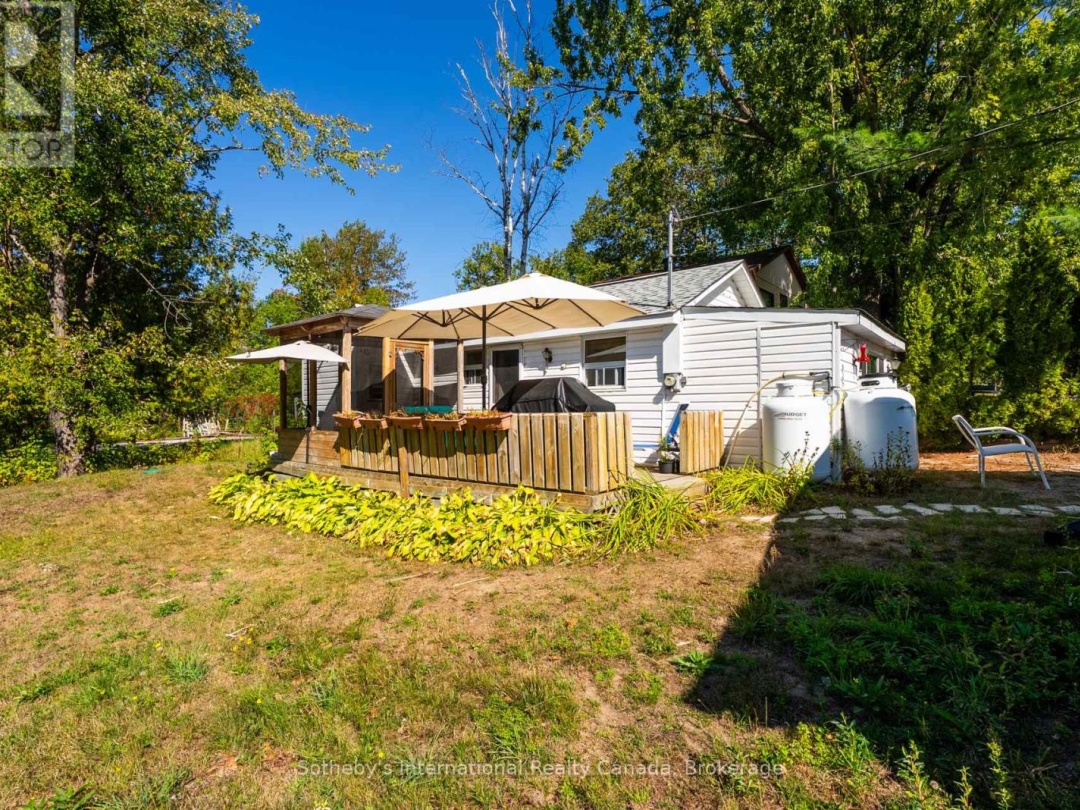 1118 SOUTH KAHSHE LAKE ROAD, 