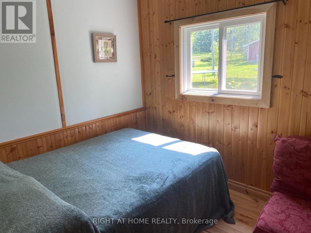 104 Lakeside Drive, Manitouwabing Lake