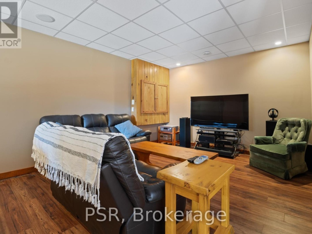 1049 Catherine Bagley Road, Severn Lake
