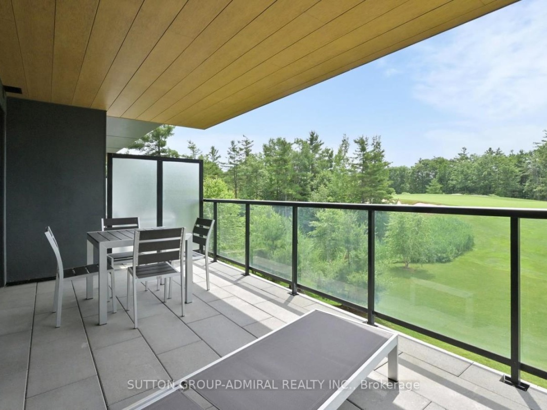 209 - 120 CARRICK TRAIL, 