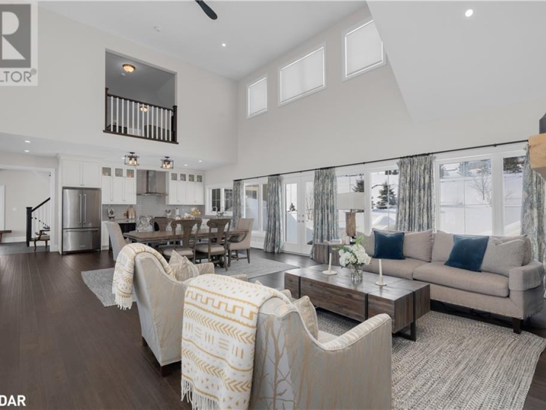 12 Thoroughbred Drive, Oro-Medonte