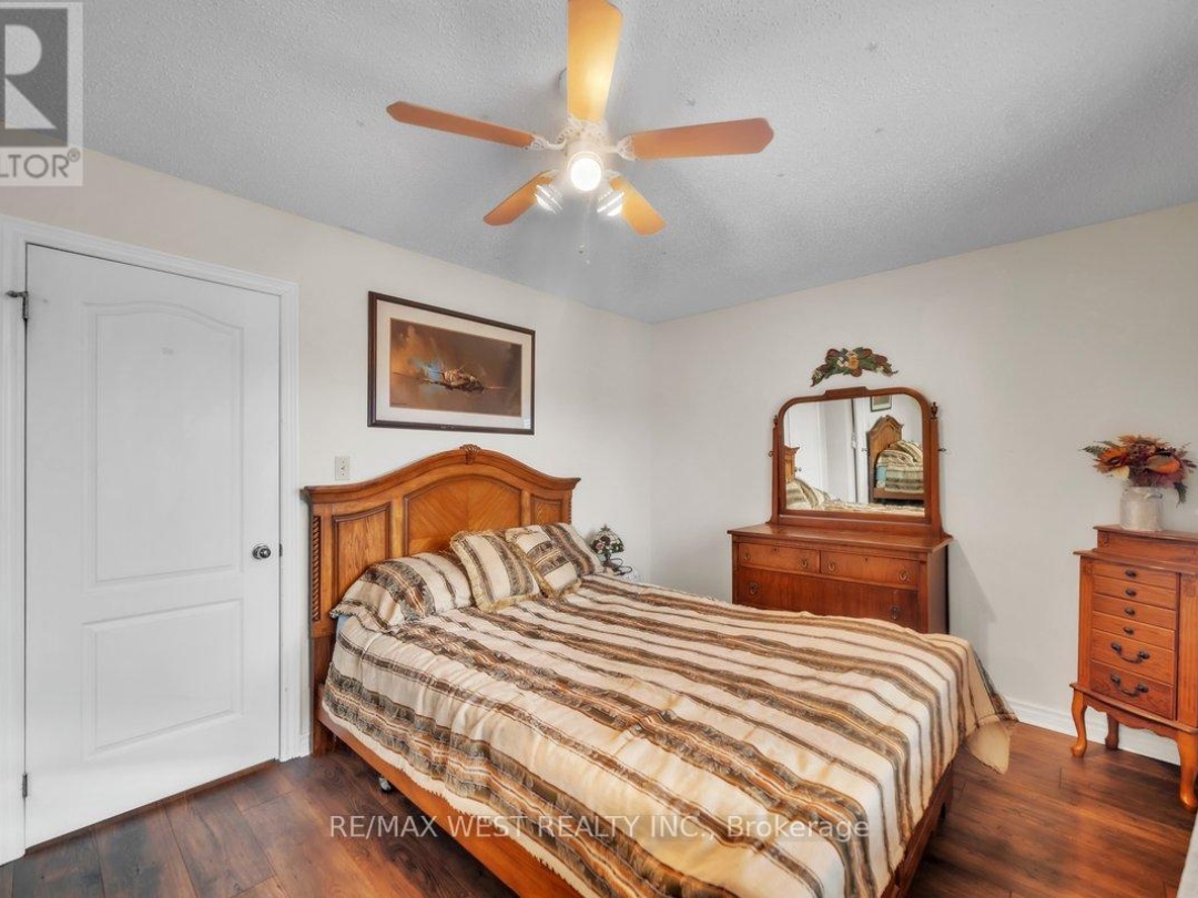 9 24 Laguna Parkway, Lake Simcoe