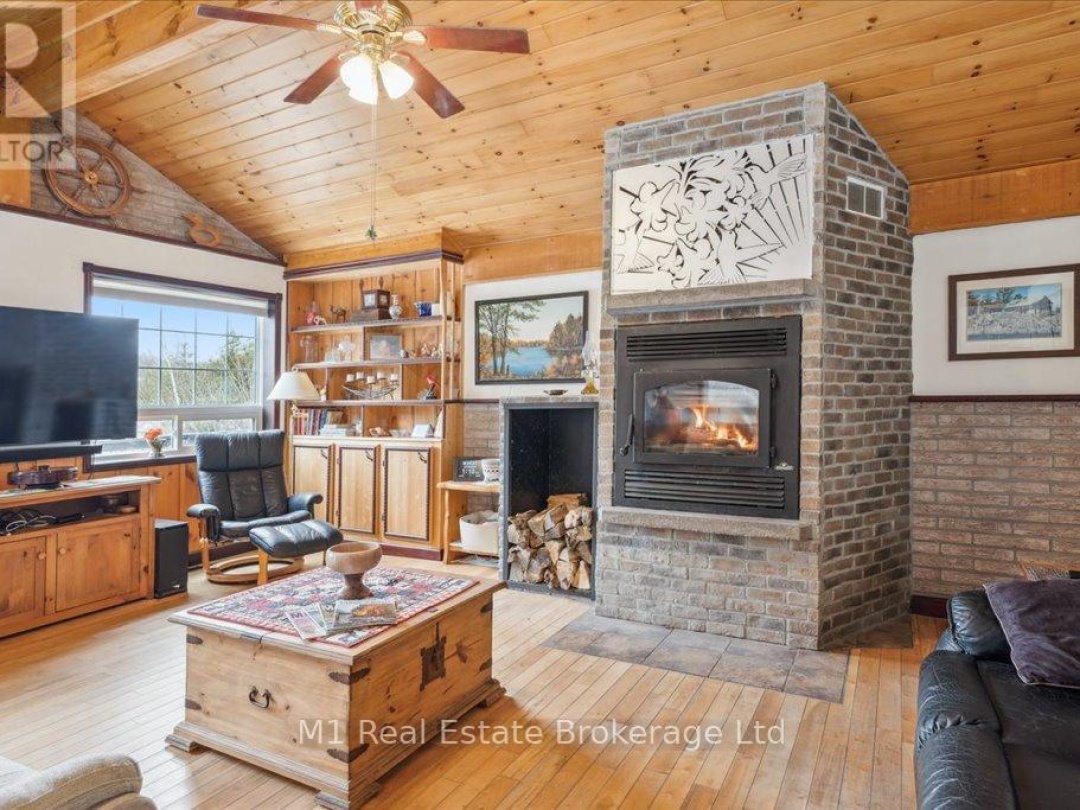 16A Hayhoe Road, Silver Lake