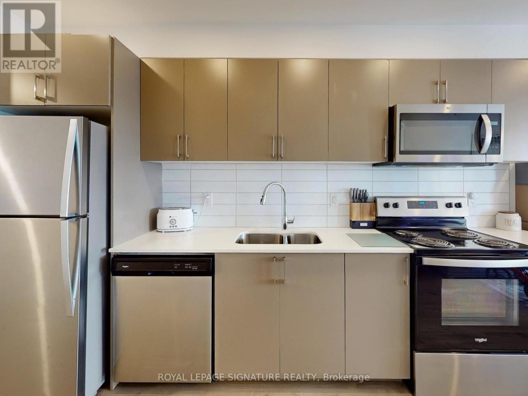 703 - 58 LAKESIDE TERRACE, 