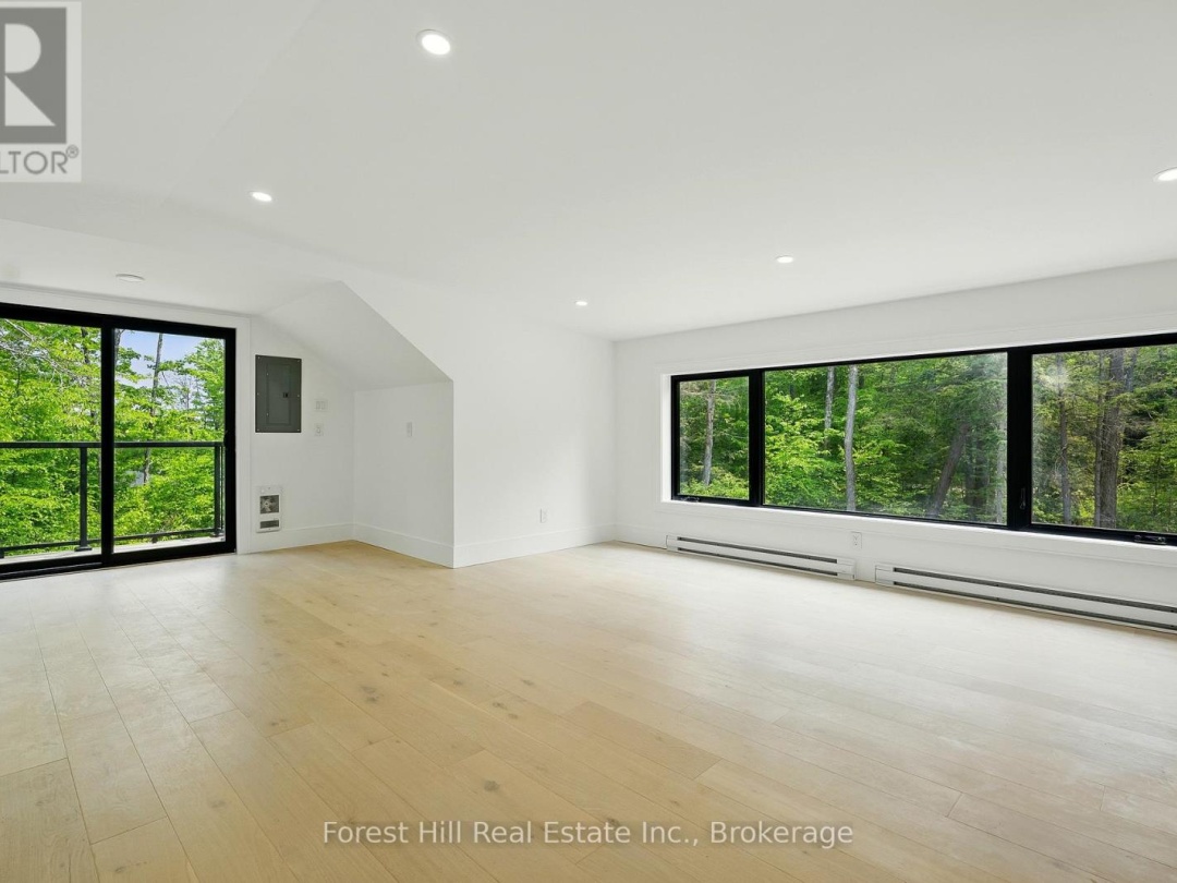22 Long And Winding Road Road, Silver Lake