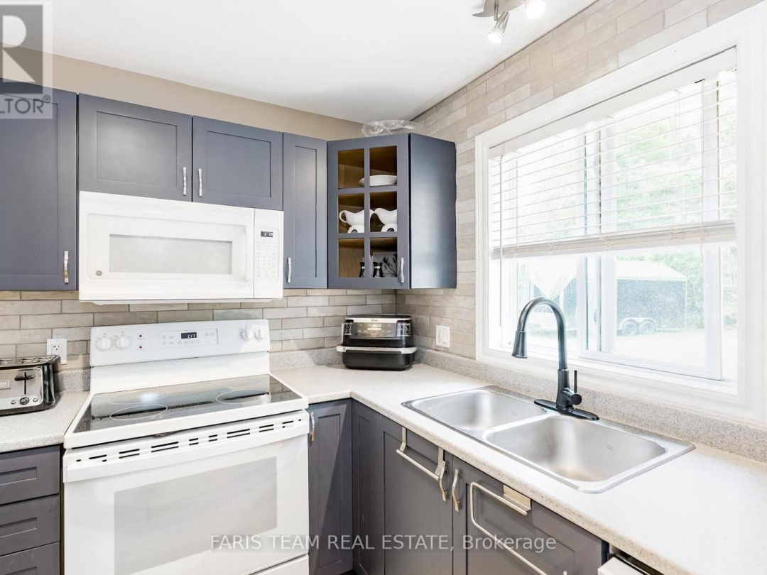 85 FULSOM CRESCENT, 