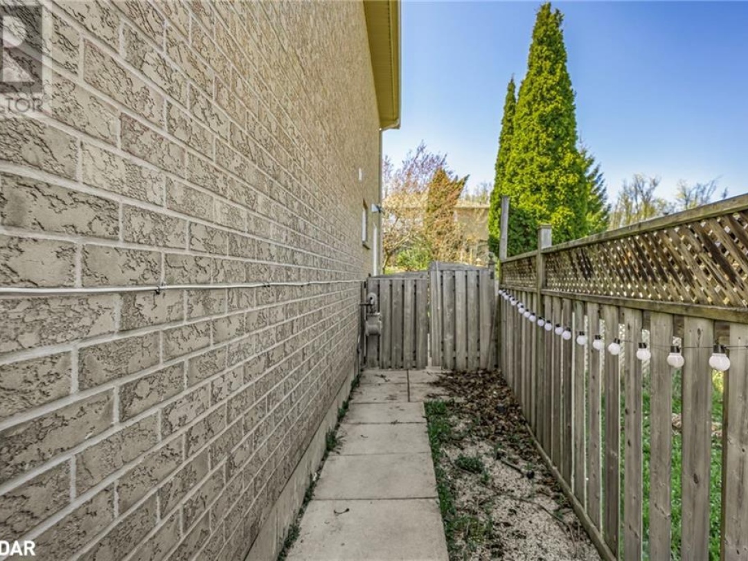 3160 Emperor Drive, Orillia