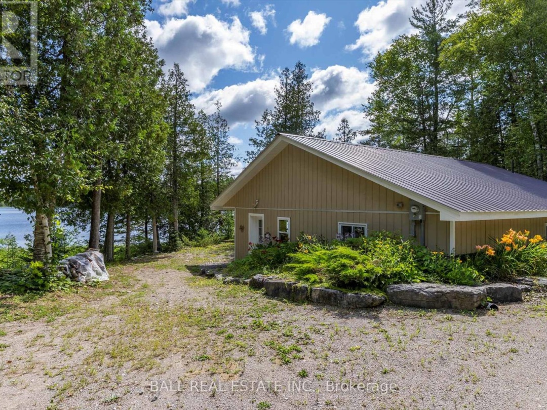 1330 COUNTY RD 49, 