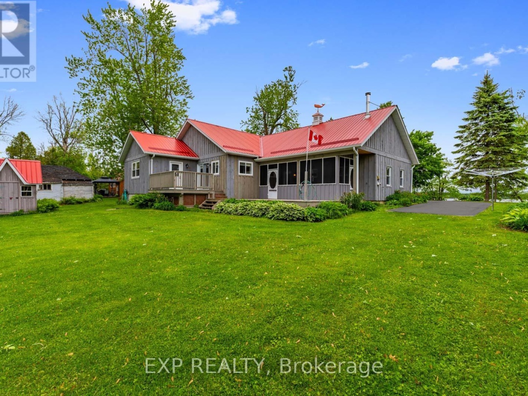 201 Avery Point Road, Dalrymple Lake