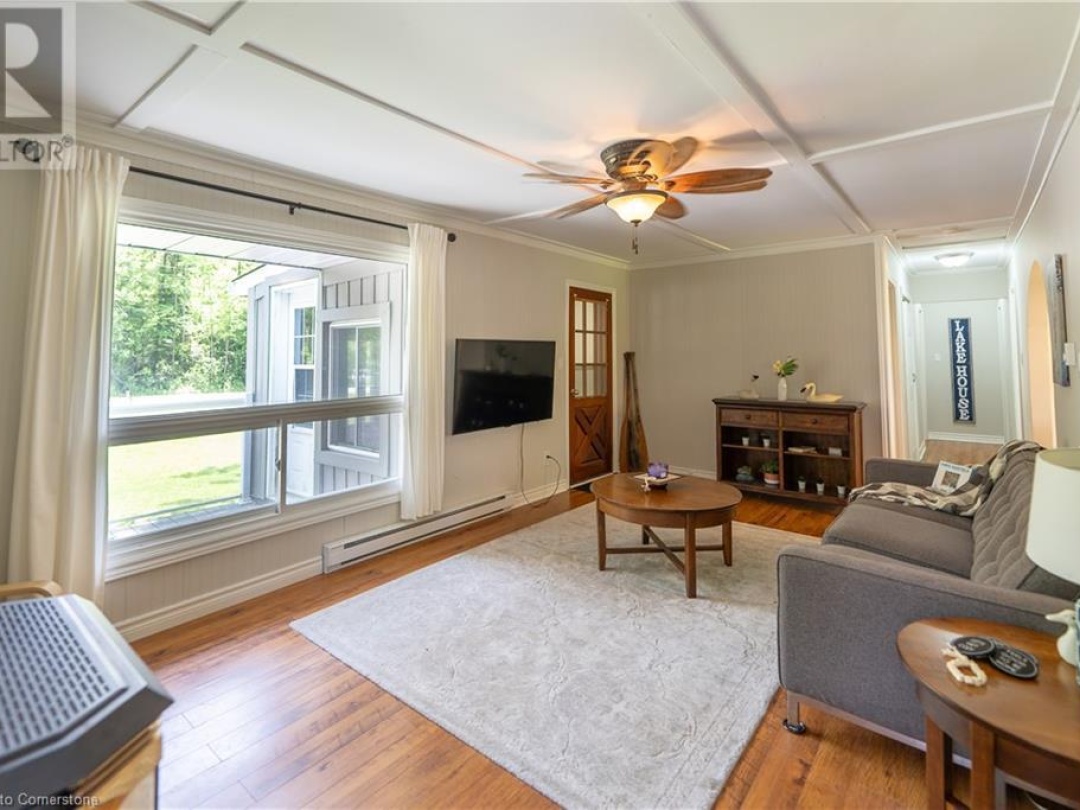25 BAYVIEW ESTATE Road, 