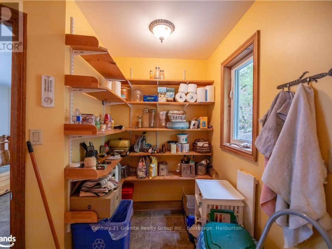 1016 Pegg Drive, Kennisis Lake