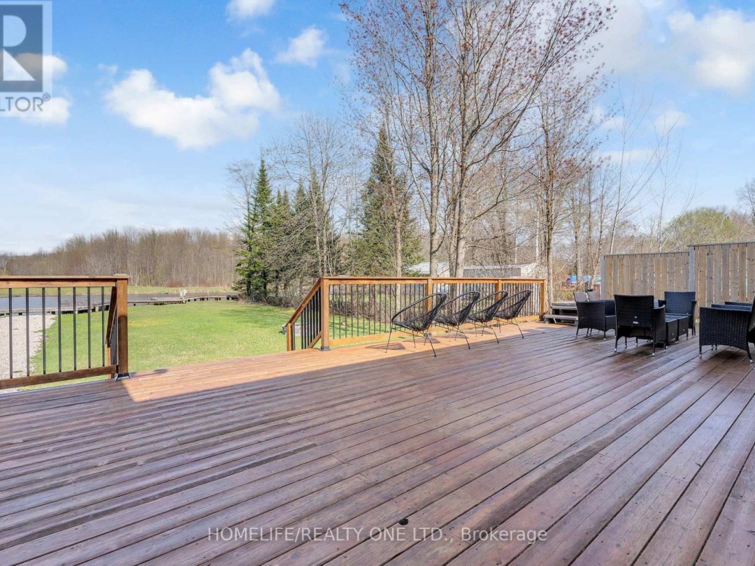 4055 Glen Cedar Drive, Lake Simcoe