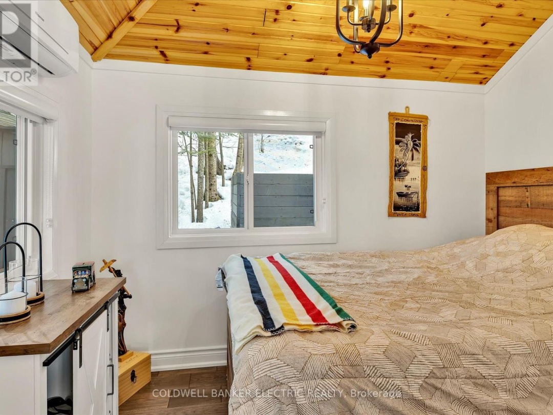 1224 Mccrackens Lane, Horseshoe Lake