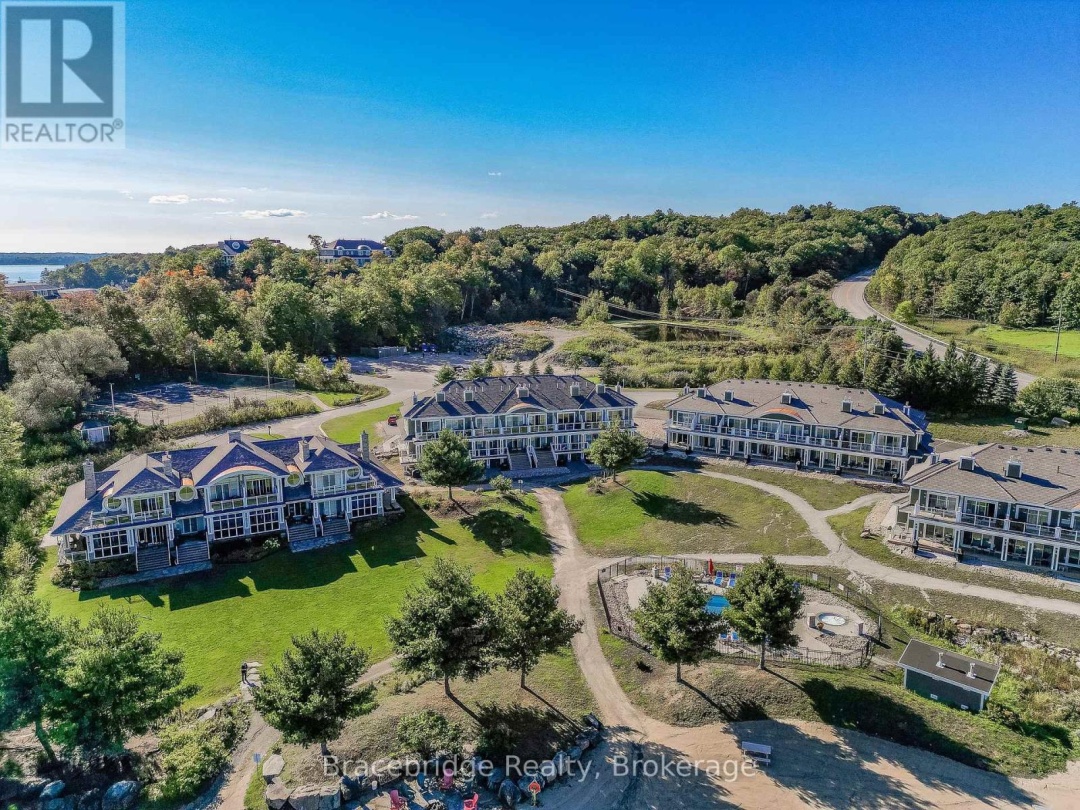 G104-D2 - 1869 MUSKOKA ROAD 118 HIGHWAY W, 