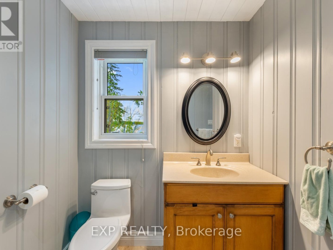 201 Avery Point Road, Dalrymple Lake