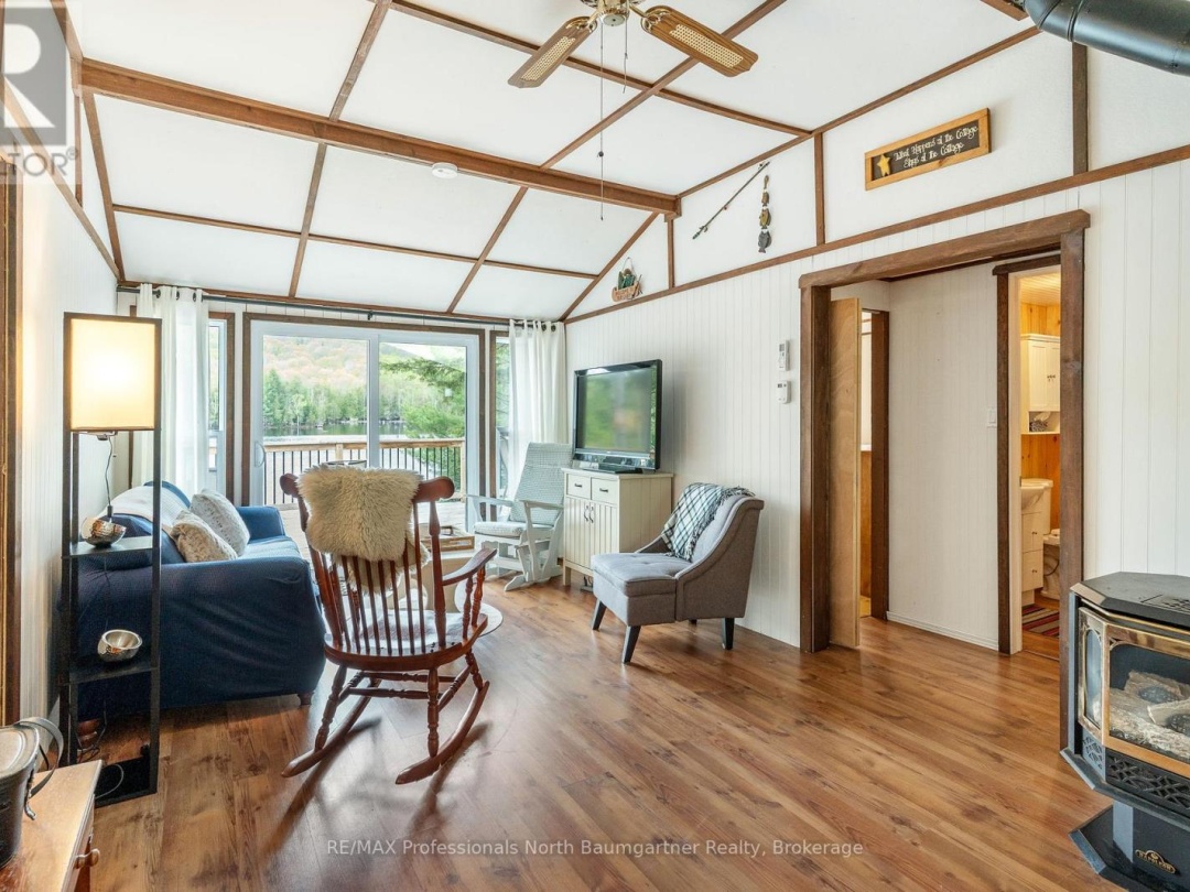 1004 Wilson Heights Trail, Haliburton Lake