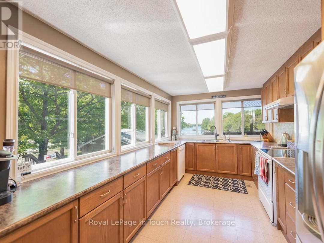 285 CROOKED BAY ROAD, 