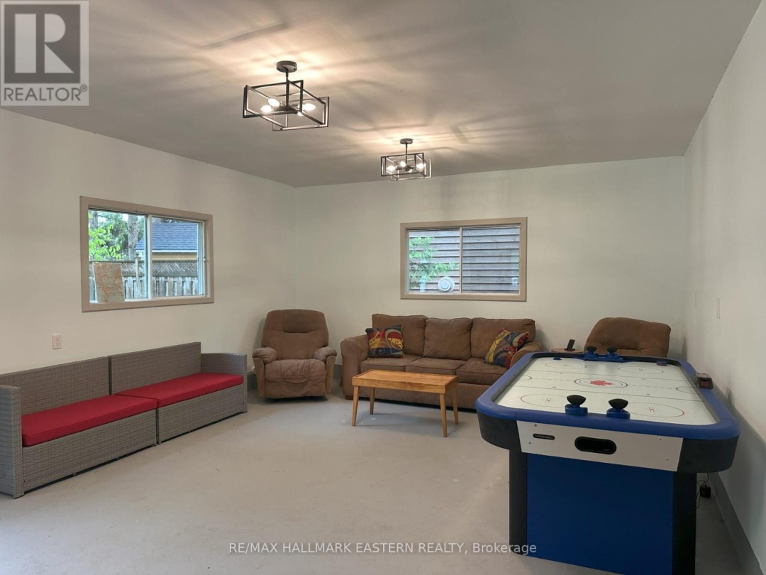 26 Manitou Lane, Pigeon Lake