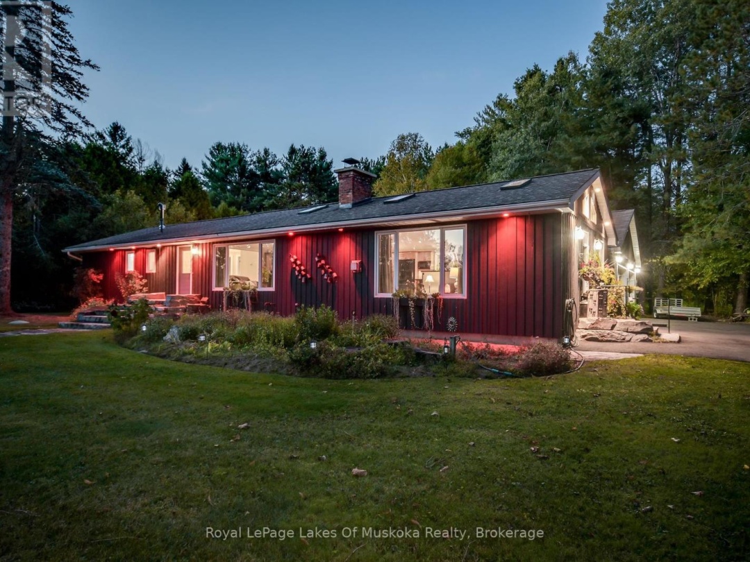 2 LESLIE DRIVE W, 