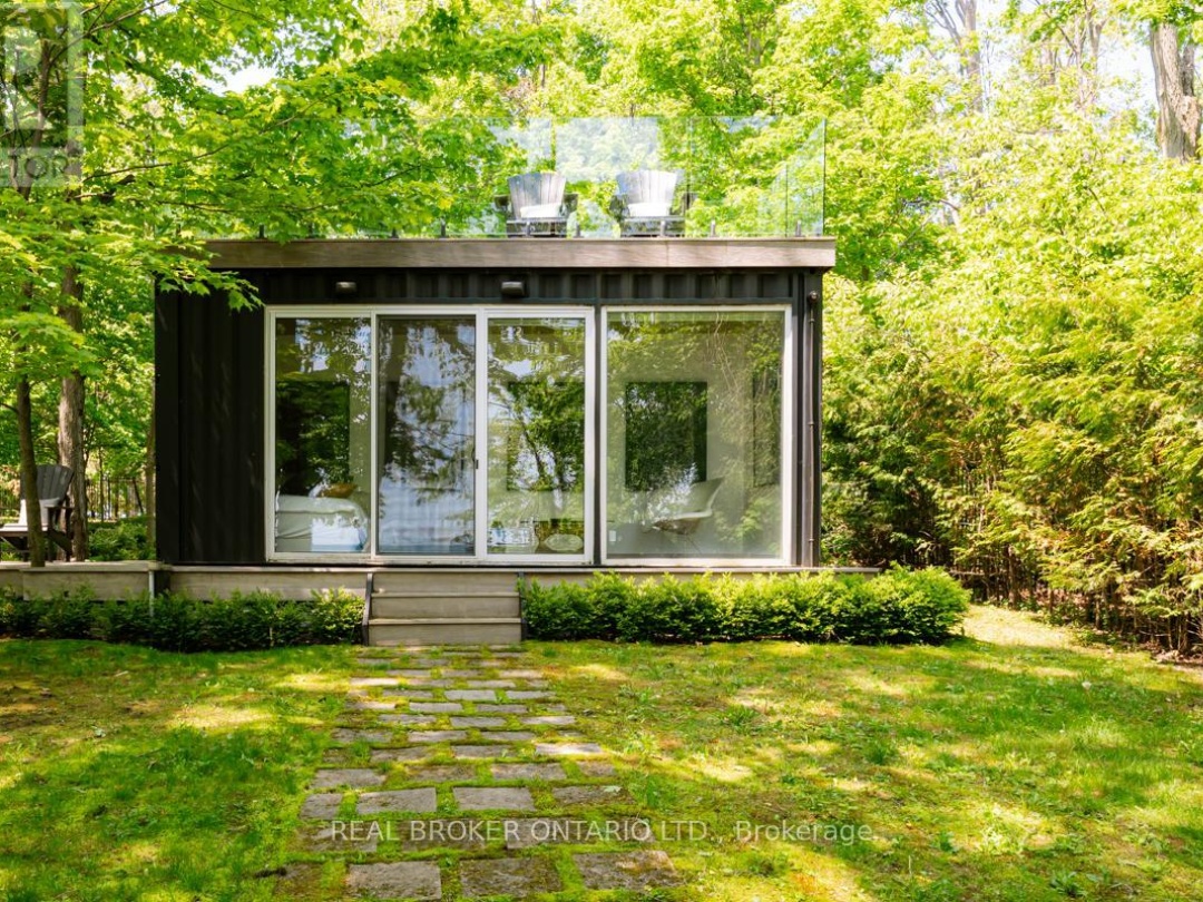 45 IVY LANE, 