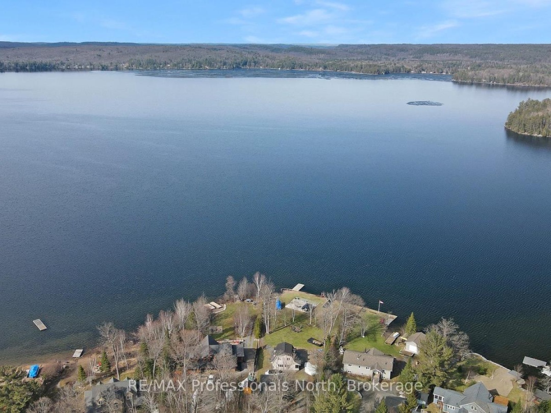 1008 Cherokee Trail, Halls Lake