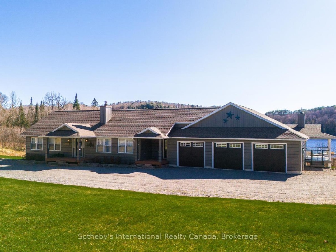 427 West Browns Road E, Weeduck Lake