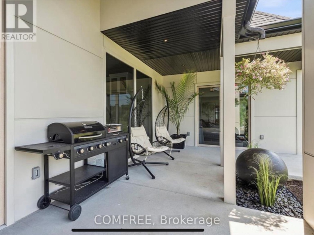 4252 BURNSIDE LINE, 