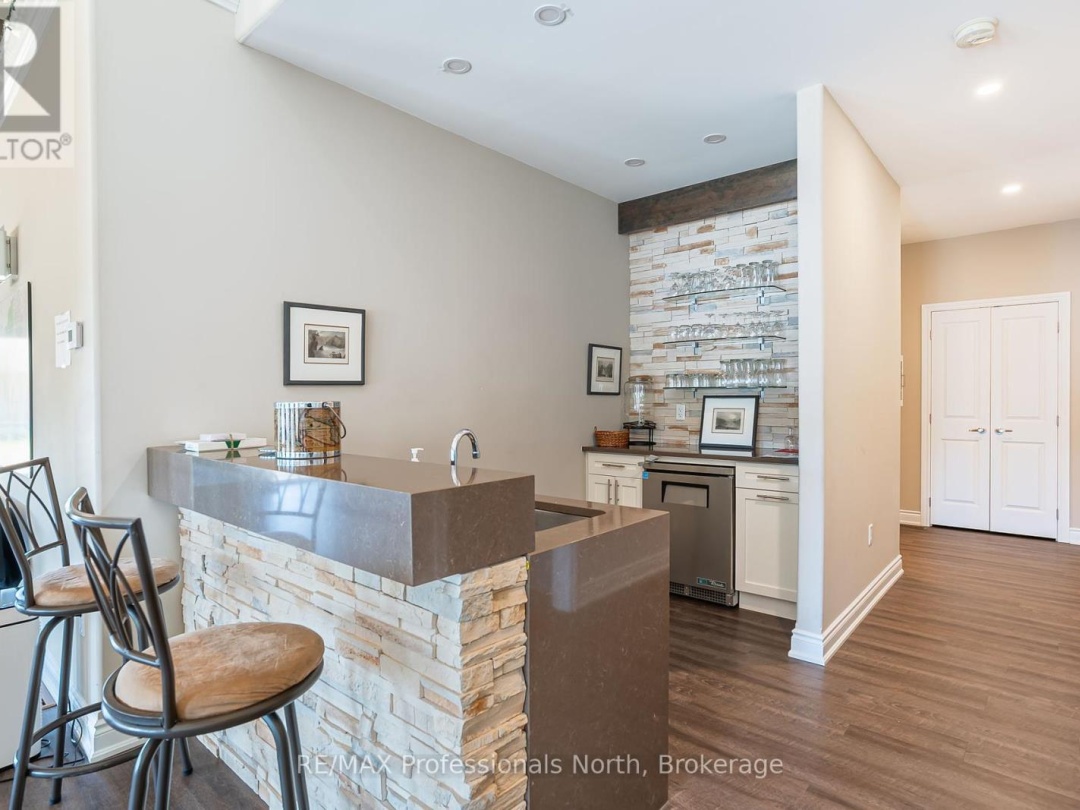 13 - 68 WEBB CIRCLE, 