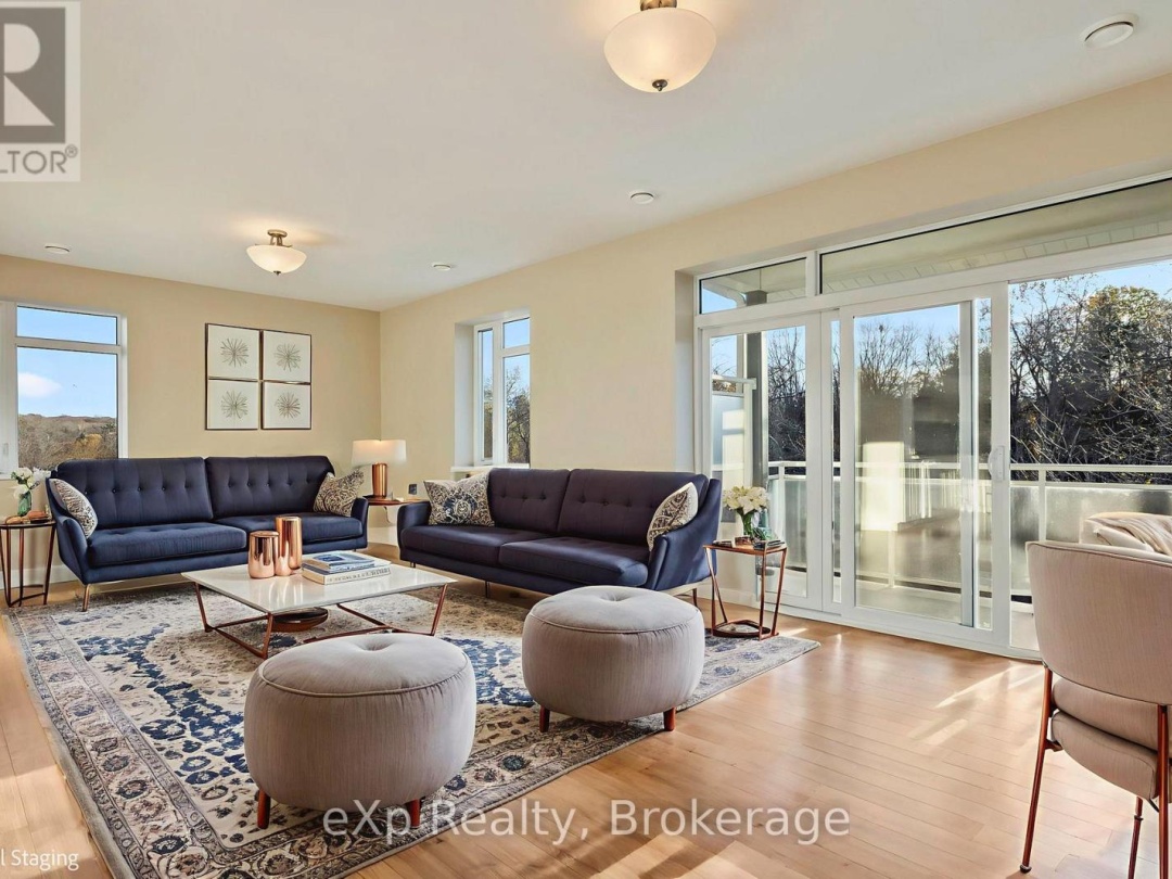 308 - 20D SILVER BIRCH COURT, 