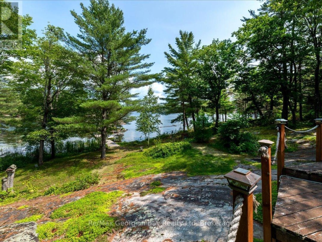 70547 Severn River Shore, Trent-severn Waterway