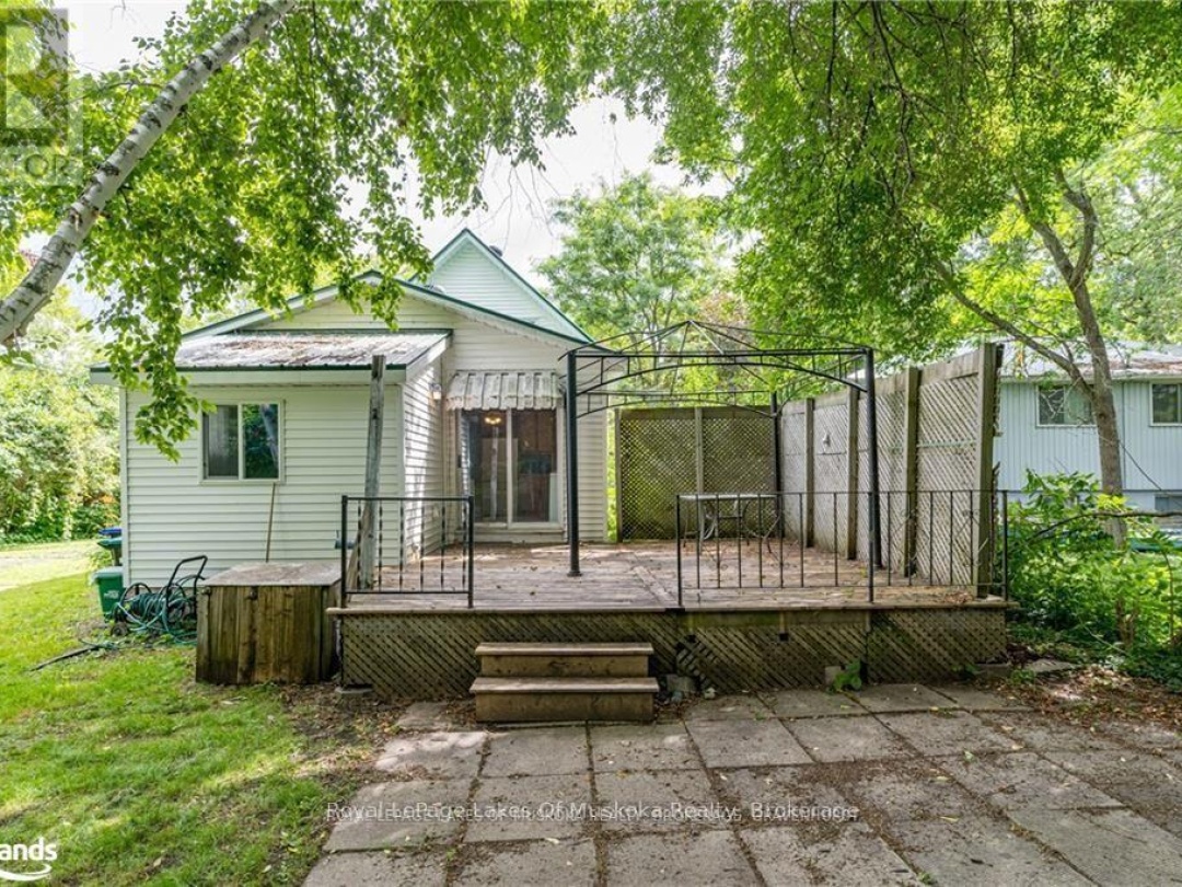 6 BUSH STREET, 