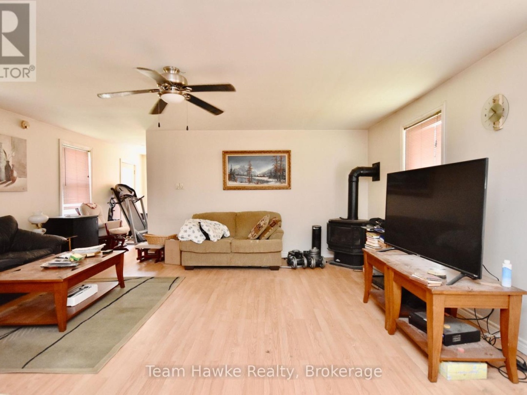 2645 St Amant Road, Severn