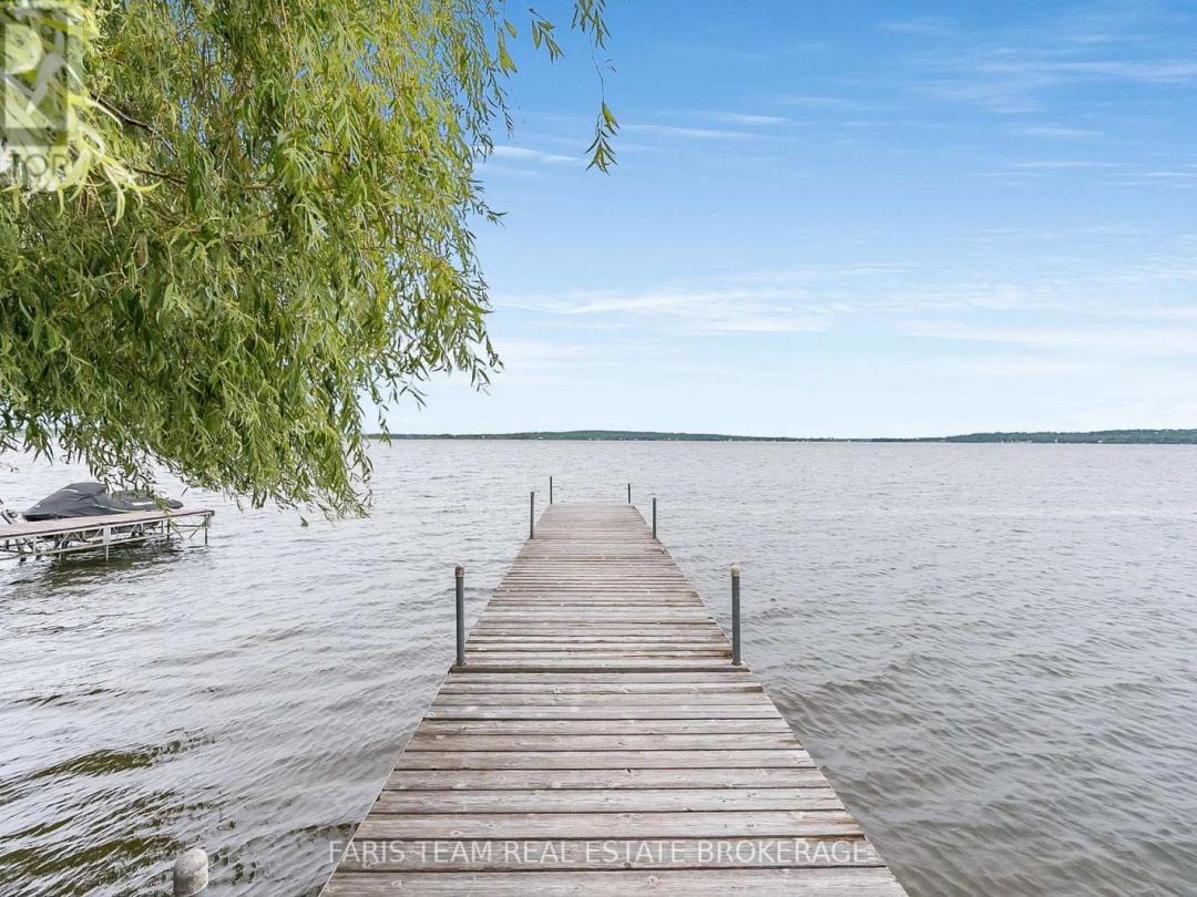 282 ROBINS POINT ROAD, 