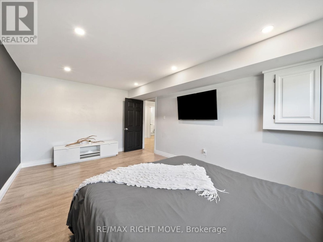 2 CHESTNUT PLACE, 