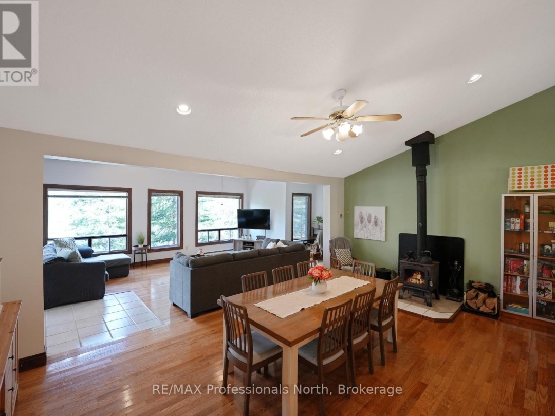 1039 Mink Road, Long Lake