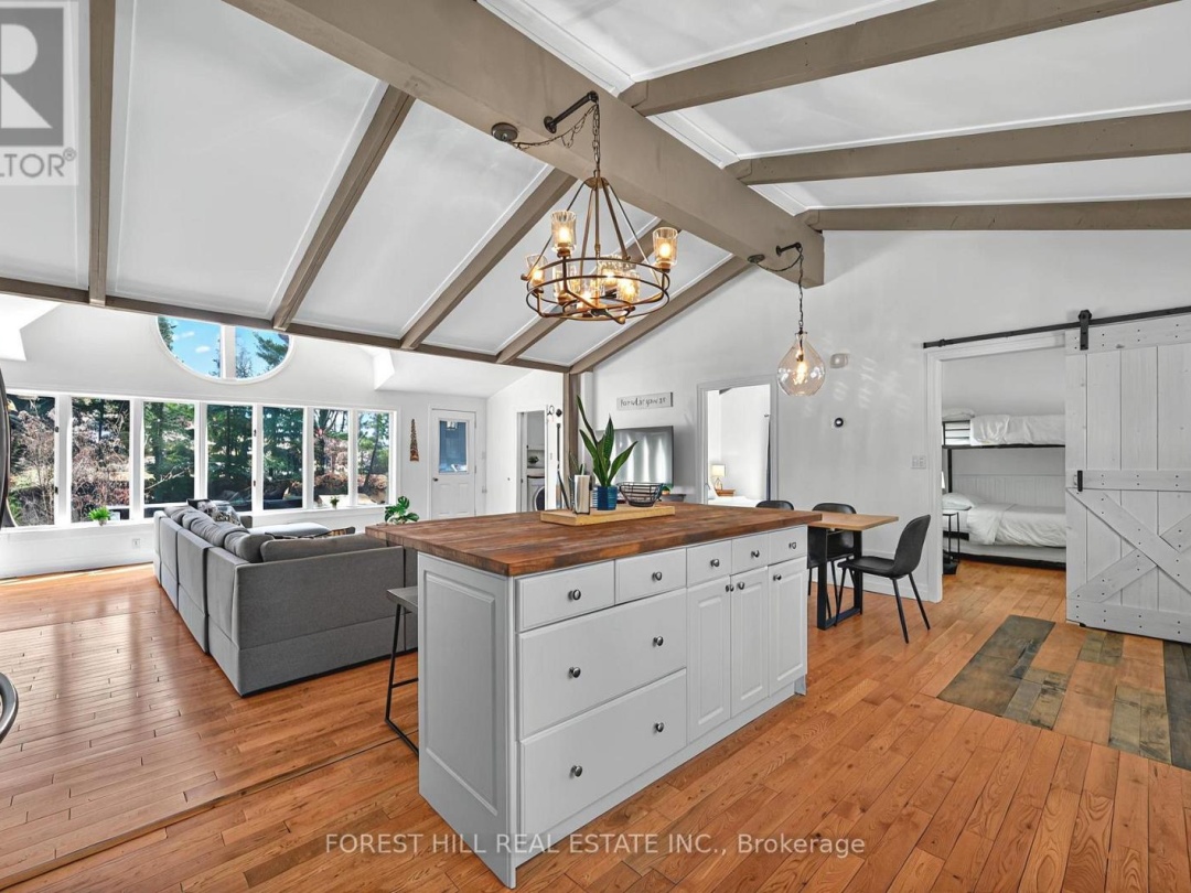 31 Glen Acres Road, Big East Lake