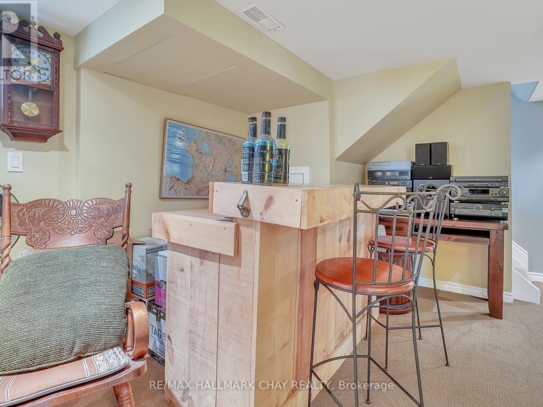 138 Lake Dalrymple Road, Dalrymple Lake