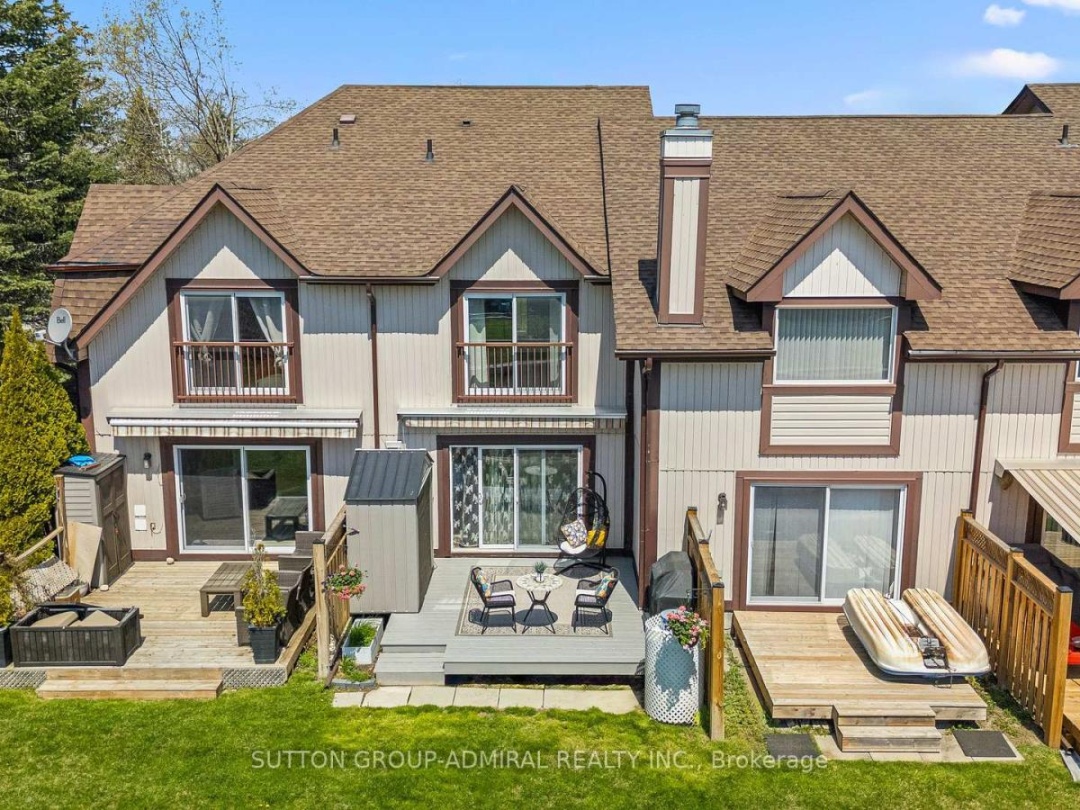 35 - 21 LAGUNA PARKWAY, 