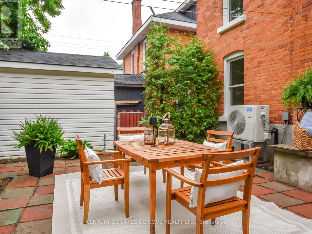 74 Penetang Street, Orillia