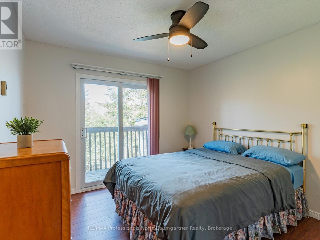 1053 Mink Road, Long Lake