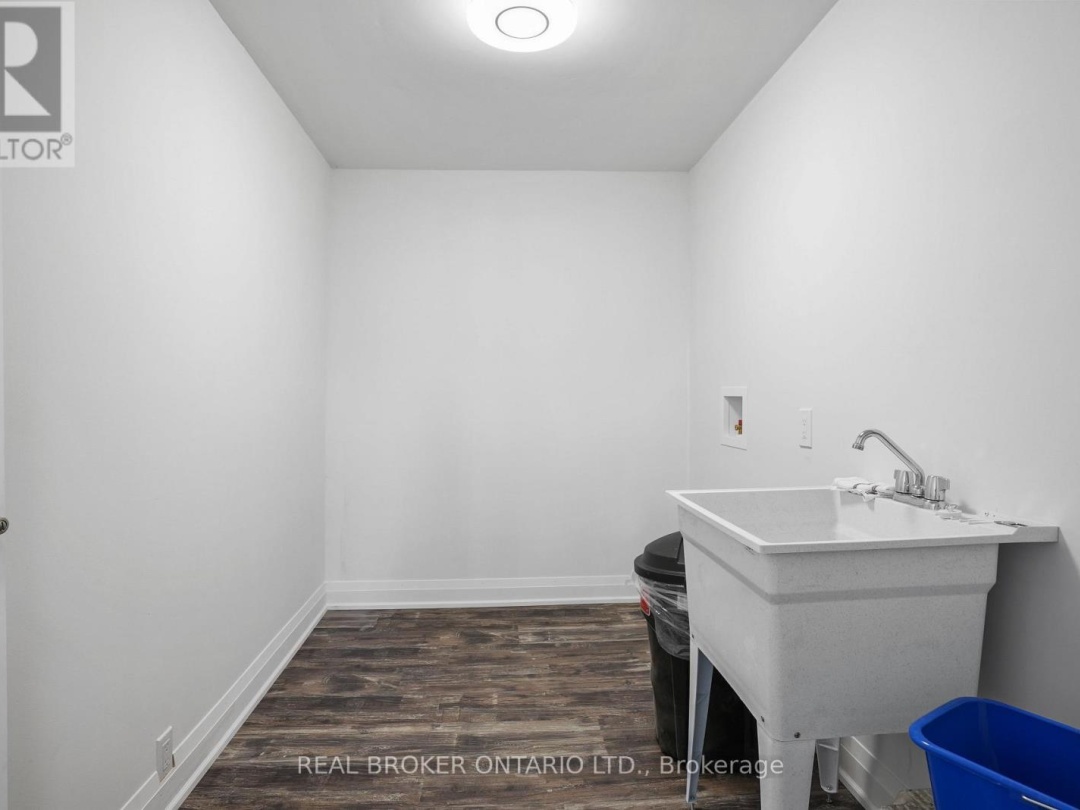 261 PORTAGE ROAD, Canal Lake
